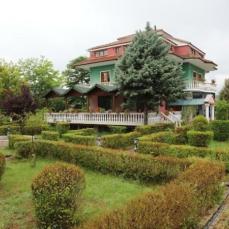 Hotel Villa Kabashi Korce Extérieur photo