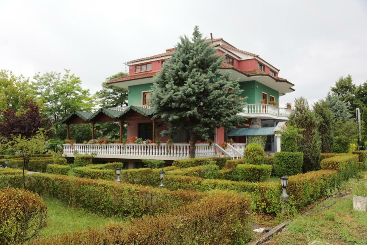 Hotel Villa Kabashi Korce Extérieur photo
