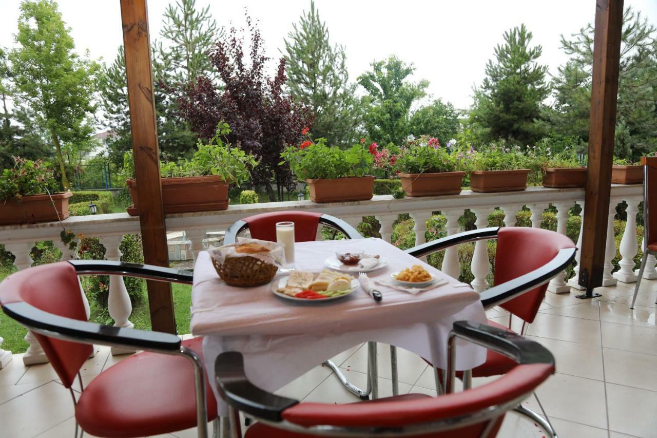Hotel Villa Kabashi Korce Extérieur photo