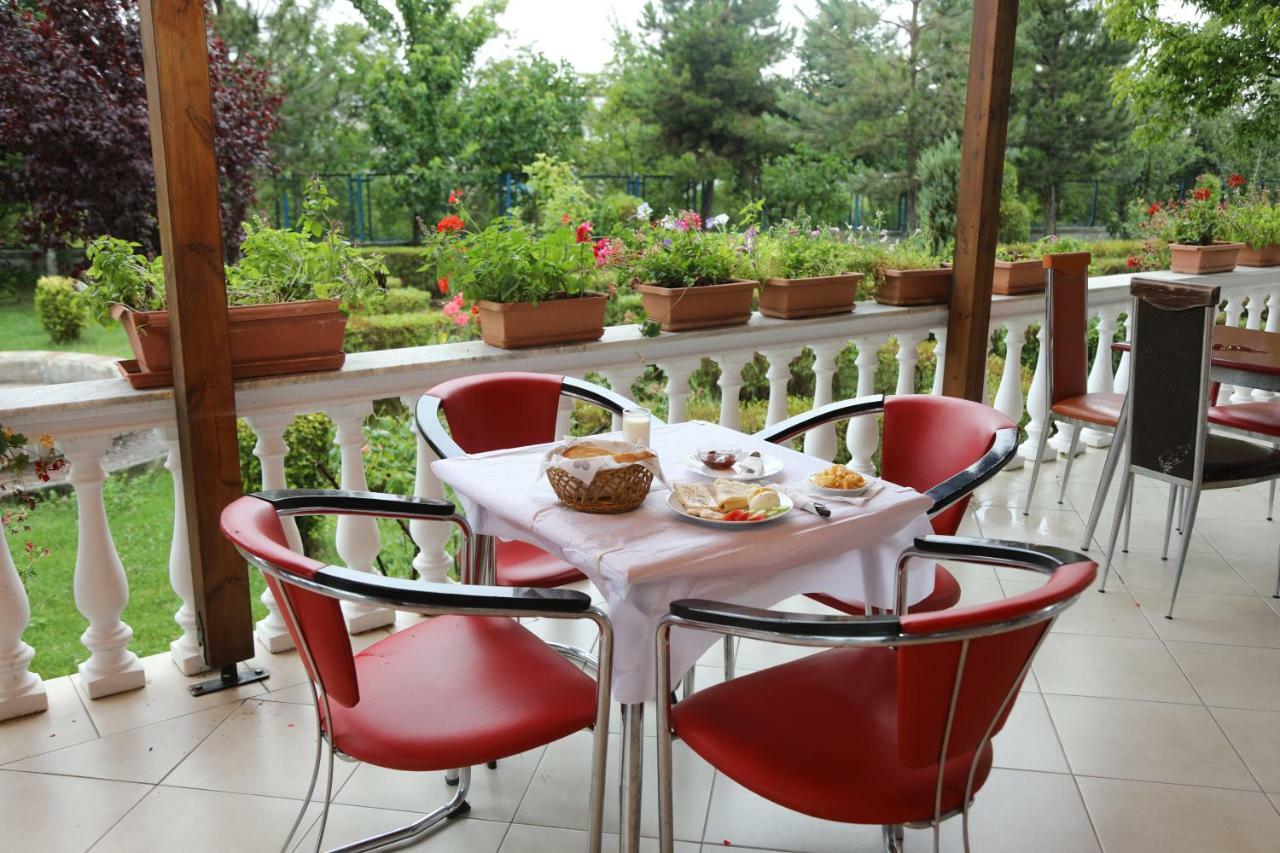 Hotel Villa Kabashi Korce Extérieur photo
